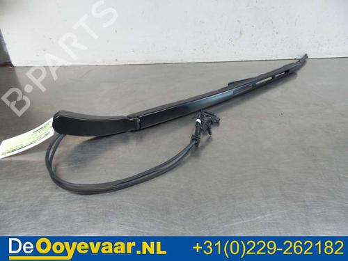 Used Front windshield wiper arm AUDI E-TRON (GEN) 55 quattro (408 hp) 27887180
