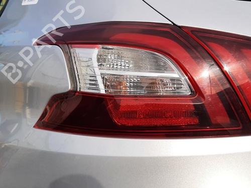 Used Left taillight Left taillight PEUGEOT 308 II (LB_, LP_, LW_, LH_, L3_) 1.6 BlueHDi 120 (120 hp) 39694473 39694473