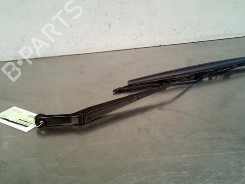 Used Front windshield wiper arm OPEL AGILA (B) (H08) 1.0 (F68) (68 hp) 19749107