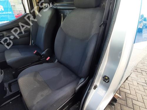 left-front-seat-nissan-nv200-van-2010-40503511 main image