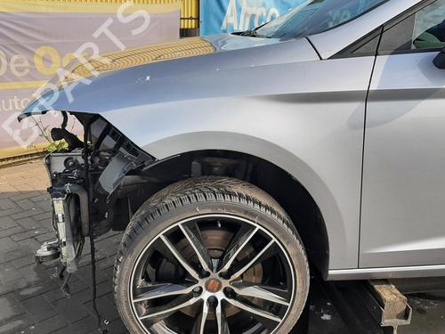 Used Left front fenders Left front fenders SEAT LEON (5F1) 2.0 Cupra (290 hp) 36490515 36490515