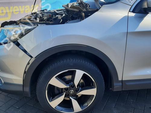 Used Left front fenders NISSAN QASHQAI II SUV (J11, J11_) 1.2 DIG-T (115 hp) 27256697
