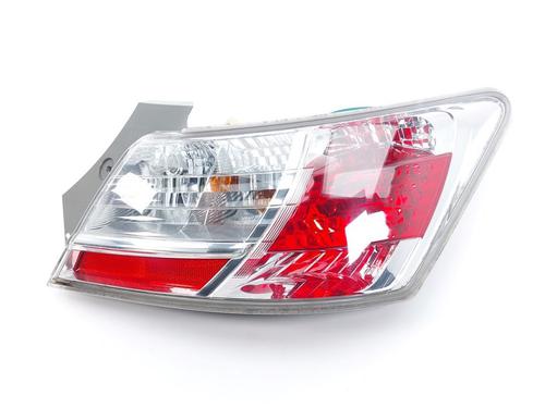 Used Right taillight DAIHATSU MATERIA (M4_) 1.3 (91 hp) 30363360