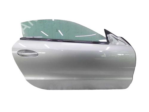 Used Right front door MERCEDES-BENZ SL (R230) 500 (230.475) (306 hp) 31801270