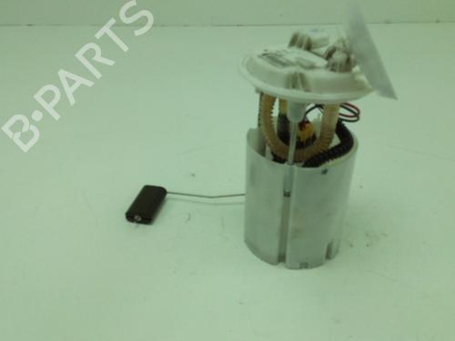 Used Fuel pump RENAULT MEGANE III Grandtour (KZ0/1) 1.5 dCi (KZ09, KZ0D, KZ1G, KZ29, KZ14, KZ1W, KZ10, KZ1F,... (110 hp) 19749456