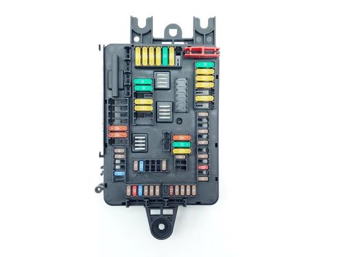 Used Fuse box BMW 4 Convertible (F33, F83) 435 i (306 hp) 19770615