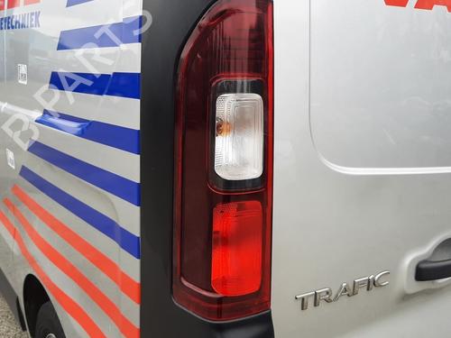 Used Left taillight Left taillight RENAULT TRAFIC III Van (FG_) 1.6 dCi 95 (FGMJ, FGMR) (95 hp) 33829702 33829702