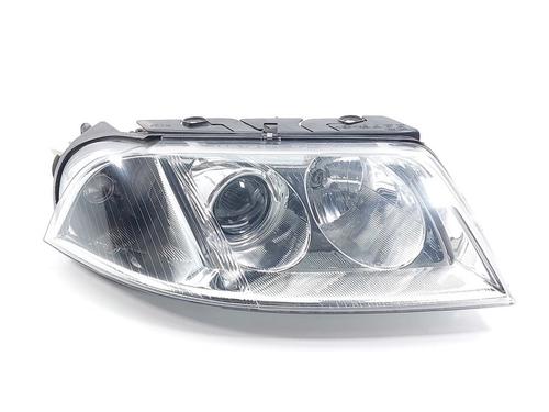 Used Right headlight VW PASSAT B5.5 Variant (3B6) 2.0 (130 hp) 30027883