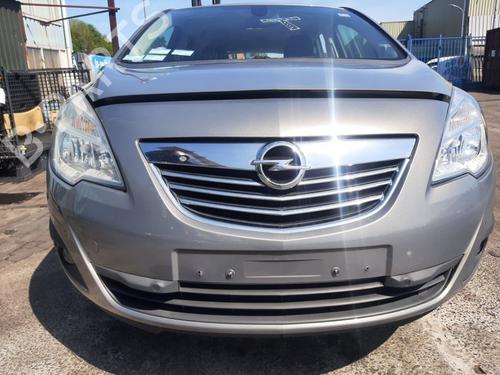 Used Front bumper OPEL MERIVA B MPV (S10) 1.4 (75) (100 hp) 25620109