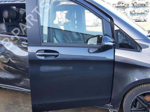 right-front-door-mercedes-benz-v-class-w447-2014-40503520 main image