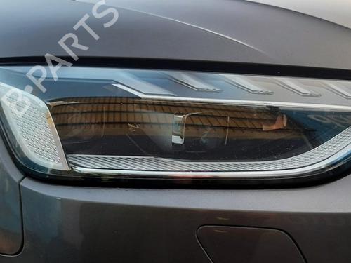 Phare droit AUDI A4 B9 Avant (8W5, 8WD) 40 TDI (190 hp) 32148233