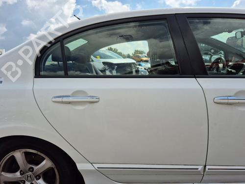 Dør høyre bak HONDA CIVIC VIII Saloon (FD, FA) 1.3 IMA (FA3, FD3) (95 hp) 27628934