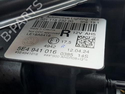 Right headlight SKODA OCTAVIA IV Combi (NX5, PV5) 1.4 TSI iV | BP30875585C29