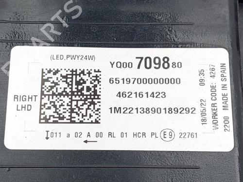 Right headlight OPEL CROSSLAND X / CROSSLAND (P17, P2QO) 1.2 (75) | BP22564036C29 