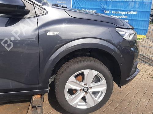 right-front-fenders-dacia-sandero-iii-2021-39209437 main image