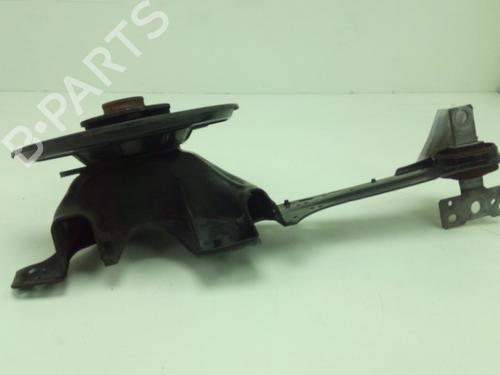 Used Right rear steering knuckle VOLVO V60 I (155) 1.6 DRIVe (114 hp) 19756383