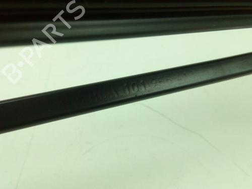 Front windshield wiper arm VW GOLF VI (5K1) 1.4 TSI | BP19756370C143 