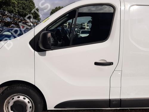 left-front-door-renault-trafic-iii-van-fg_-2014-40046814 main image