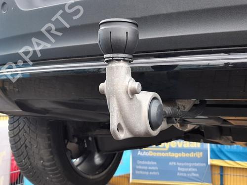 tow-ballmechanism-volvo-xc40-536-2017-39209357 main image