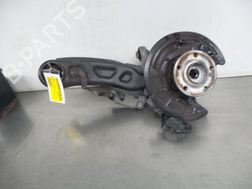 Used Right rear steering knuckle MERCEDES-BENZ GLA-CLASS (X156) GLA 45 AMG 4-matic (156.952) (360 hp) 26896621