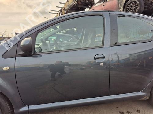 Used Left front door TOYOTA AYGO (_B1_) 1.0 (KGB10_, KGB10R) (68 hp) 33129171