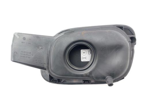 Fuel flap VW POLO VI (AW1, BZ1, AE1) 1.0 MPi | BP30183383C131 
