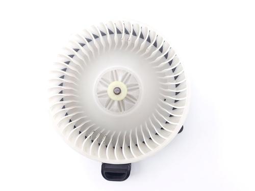 Used Heater blower motor LAND ROVER RANGE ROVER SPORT II (L494) 3.0 SDV6 4x4 (306 hp) 29214393