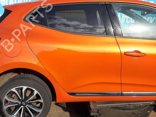Used Right rear door Right rear door RENAULT CLIO V (B7_) 1.0 TCe 90 (B7MT) (91 hp) 33889206 33889206