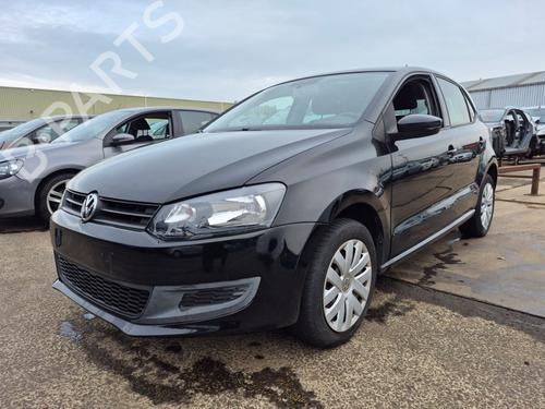 Used Front bumper VW POLO V (6R1, 6C1) 1.2 (60 hp) 32069749