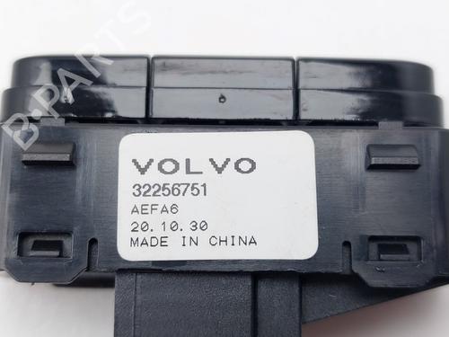 Switch POLESTAR POLESTAR 2 (534) EV | BP33740743I30 - Image 4