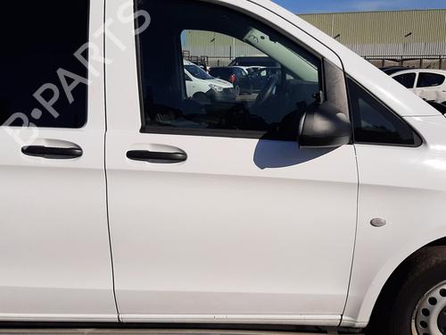 Used Right front door Right front door MERCEDES-BENZ VITO Tourer (W447) 116 CDI (447.701, 447.703, 447.705) (163 hp) 40046926 40046926