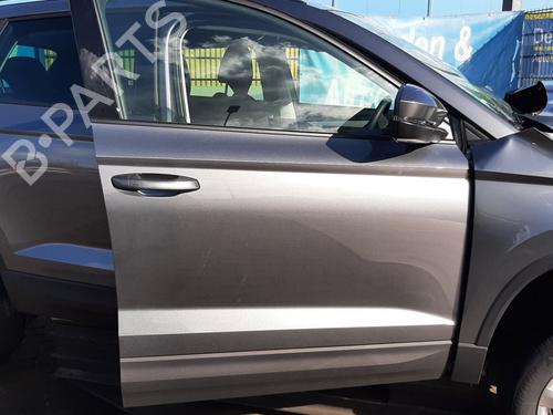 Used Right front door Right front door 38172906 38172906