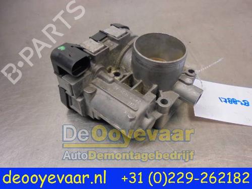 Used Throttle body FIAT GRANDE PUNTO (199_) 1.2 (65 hp) 23748400