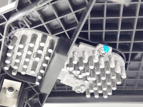 Right headlight BMW X5 (F15, F85) xDrive 40 d | BP25488615C29 