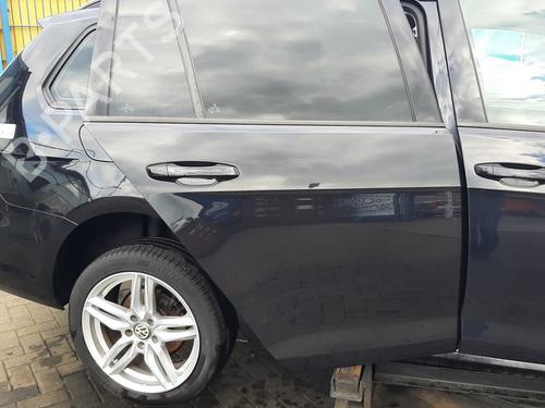 Dør højre bagtil Dør højre bagtil VW GOLF VII Variant (BA5, BV5) 1.6 TDI (115 hp) 39888471 39888471