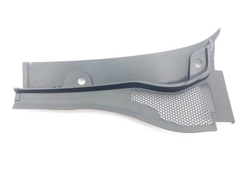 Grelha curcuvan SEAT LEON Sportstourer (KL8, KLD) 1.5 TSI (131 hp) 30875806