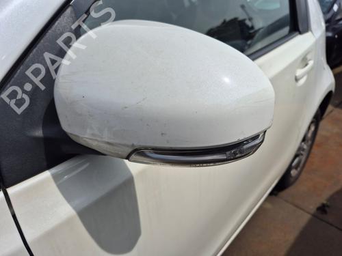 Used Left mirror TOYOTA IQ (_J1_) 1.0 (KGJ10_, KGJ10R) (68 hp) 27628984