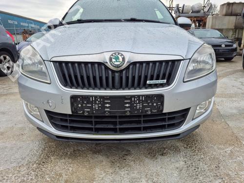 Used Front bumper SKODA FABIA II Combi (545) 1.2 TDI (75 hp) 31075826