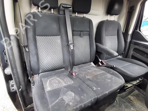 Used Right front seat Right front seat 39209379 39209379