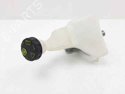 Used Brake master cylinder MERCEDES-BENZ CLA (C118) CLA 180 (118.384) (136 hp) 19757377