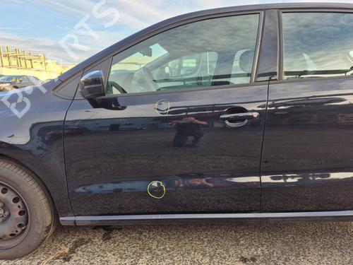 Used Left front door VW POLO V (6R1, 6C1) 1.2 (60 hp) 29374030
