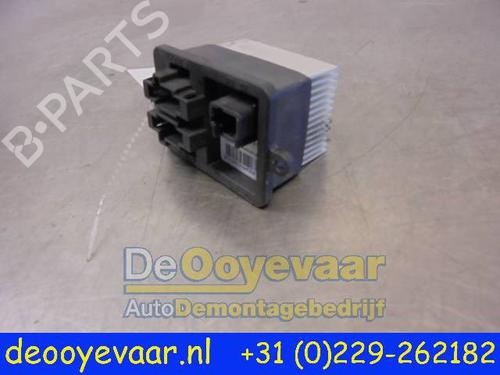 Used Heater resistor RENAULT CLIO IV (BH_) 0.9 TCe 90 (BHNF, BHMA, BHMH, BHJK, BHJR) (90 hp) 24454238