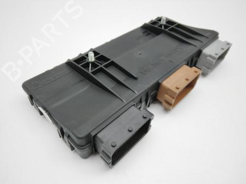 control-unit-tesla-model-s-5yjs-2012-25924569 main image