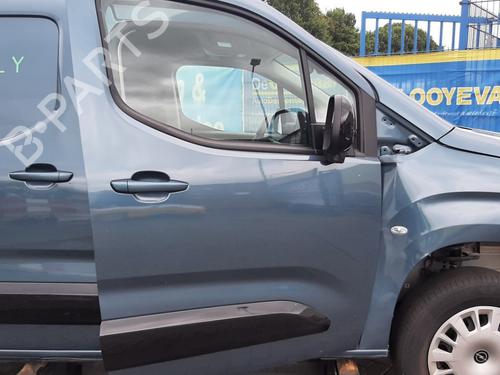 Used Right front door Right front door 38958861 38958861