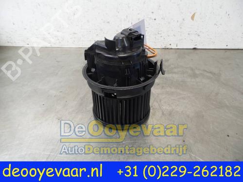 Used Heater blower motor TOYOTA AYGO (_B4_) 1.0 (KGB40) (69 hp) 24408771