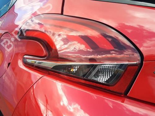 Used Left taillight Left taillight 39209355 39209355