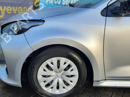 Used Left front fenders TOYOTA YARIS (_P21_, _PA1_, _PH1_) 1.5 Hybrid (MXPH10, MXPH11) (116 hp) 30623982