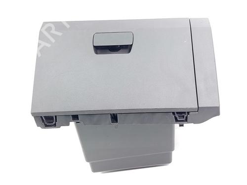 Used Glove box DACIA JOGGER (RK_) 1.6 HYBRID 140 (RKN8) (141 hp) 31128050