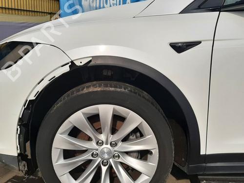 Used Left front fenders Left front fenders TESLA MODEL X (5YJX) P100D AWD (772 hp) 33627773 33627773