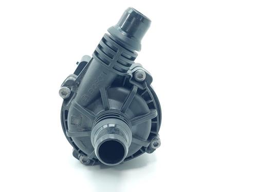 Used Auxiliary water pump BMW 5 (G30, F90) M 550 i xDrive (462 hp) 19768574